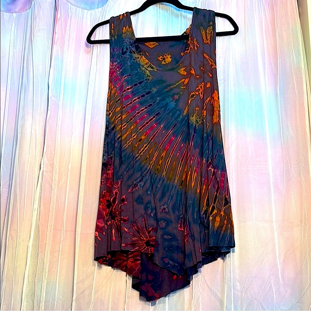 Brand New WOT Handmade Sleeveless Tie-Dye Tunic with Pockets